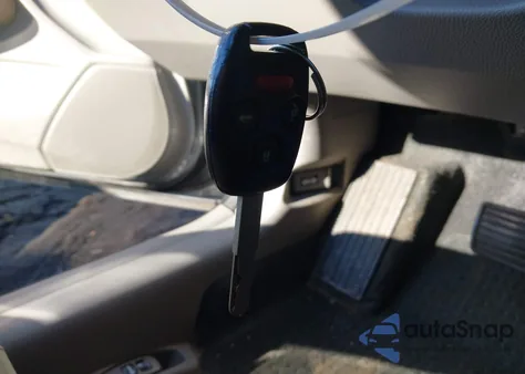 2011 Honda Accord 2.4 Lx-P z USA, uszkodzony, nr VIN 1HGCP2F44BA084885